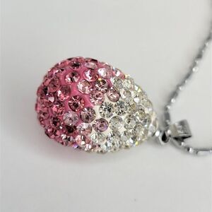 Pink Rhinestones Oval Pendant Necklace